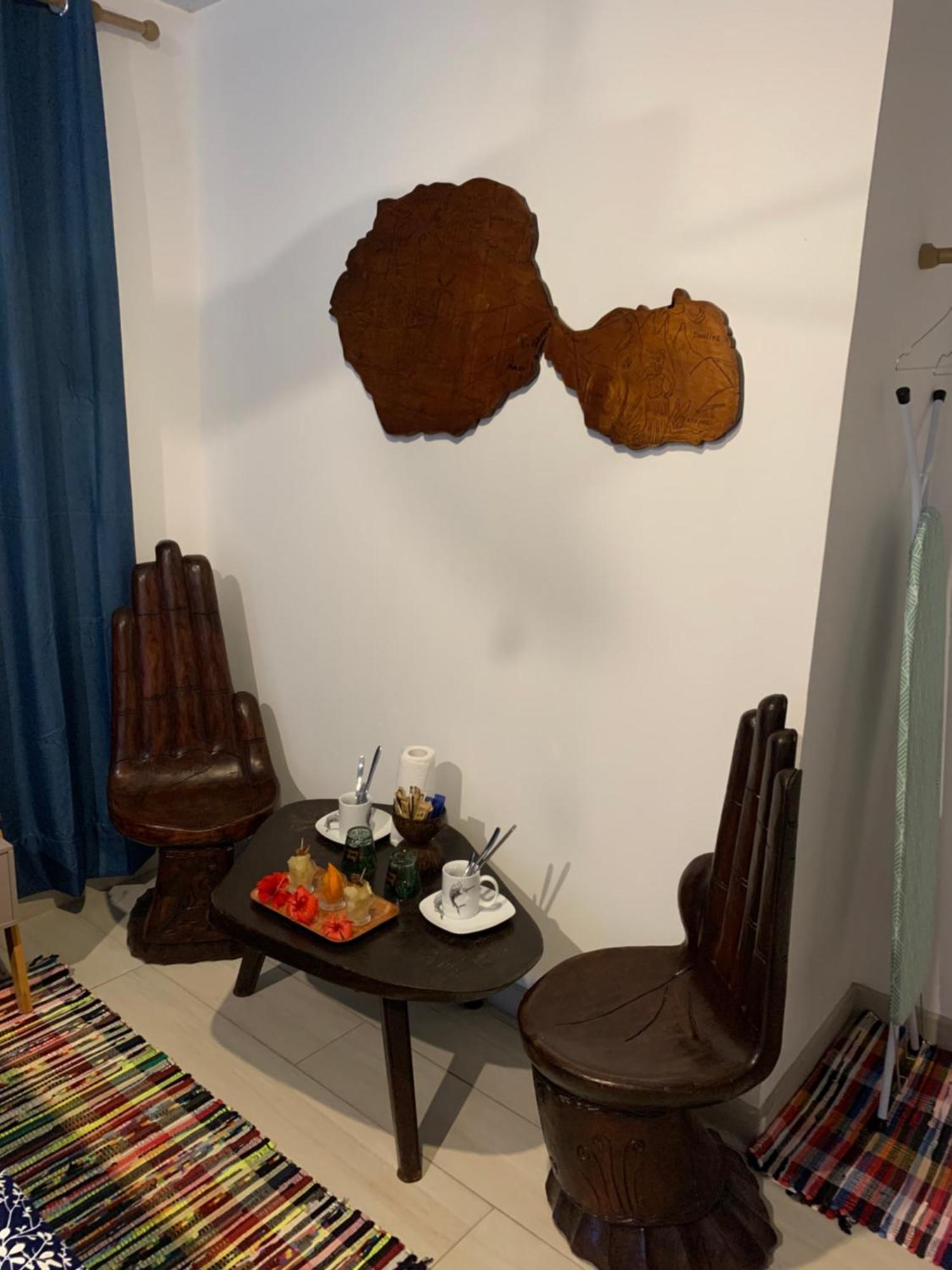 A Tomo Mai Homestay, Close To Airport, Private Bathroom Free Parking And Wifi With High Connection And Breakfast Optional Faaa ภายนอก รูปภาพ